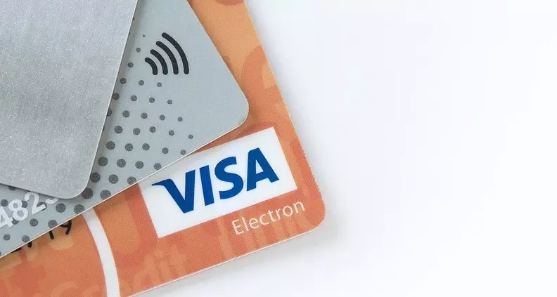 Startup Fold launches its Visa-backed BTC Rewards card and receives rewards for spending dollars in Bitcoin